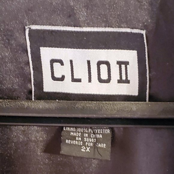 Lady's Black Leather Jacket - Picture 3 of 3